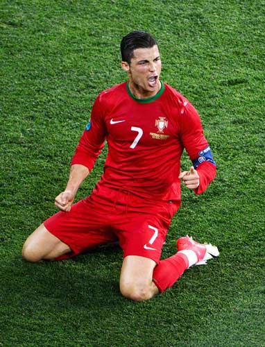 顶级的管理层，仅用一个杜兰特，换来了19个选秀权，这队赚麻了！