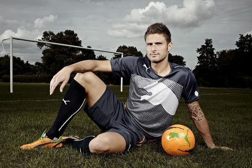 曼联冬窗首签浮现！9000万求购德甲边锋