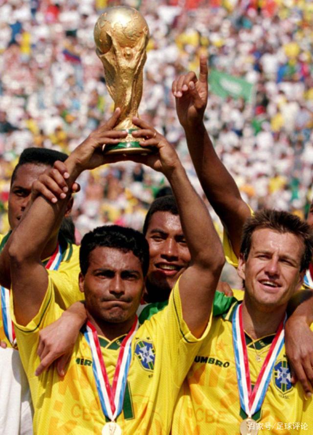 LPL上演“国足剧情”！世界冠军官宣退役，Meiko将被IG管理层开除